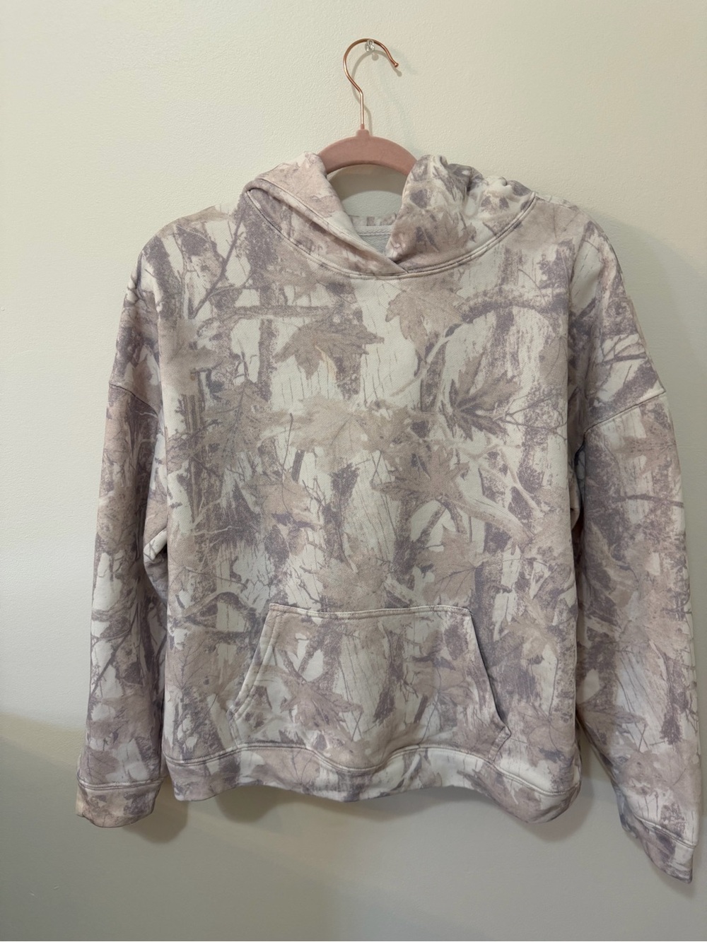 Neutral Leaf Camo Print Hoodie - Size Medium